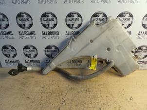 Used Front windscreen washer reservoir BMW 3 serie Touring (E91) 318i 16V Price on request offered by AllroundCarParts