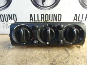 Usados Panel de control de calefacción BMW Mini One/Cooper (R50) 1.4 16V One Precio de solicitud ofrecido por AllroundCarParts