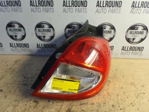 Used Taillight, right Renault Clio III (BR/CR) 1.4 16V Price on request offered by AllroundCarParts