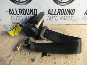 Used Rear seatbelt, right BMW 3 serie (E46/4) 320d 16V Price on request offered by AllroundCarParts