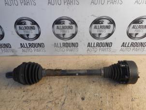 Used Front drive shaft, left Seat Altea (5P1) Price on request offered by AllroundCarParts