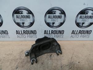 Usagé Support boîte de vitesses Renault Scénic II (JM) Prix sur demande proposé par AllroundCarParts
