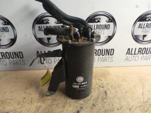 Used Fuel filter housing Volkswagen Touran (1T1/T2) 1.9 TDI 105 Euro 3 Price on request offered by AllroundCarParts