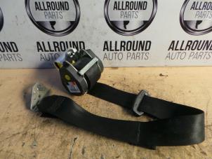 Used Rear seatbelt, left Volkswagen Golf Price on request offered by AllroundCarParts