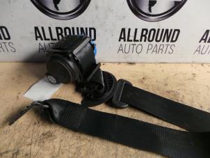Used Rear seatbelt, right Volkswagen Up! (121) 1.0 12V 60 Price on request offered by AllroundCarParts