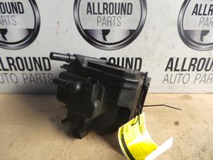 Used Fuel filter housing Peugeot 308 (4A/C) 1.6 HDi 16V Price on request offered by AllroundCarParts