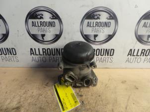 Usagé Boîtier filtre à huile BMW 5 serie (E60) 525d 24V Prix sur demande proposé par AllroundCarParts