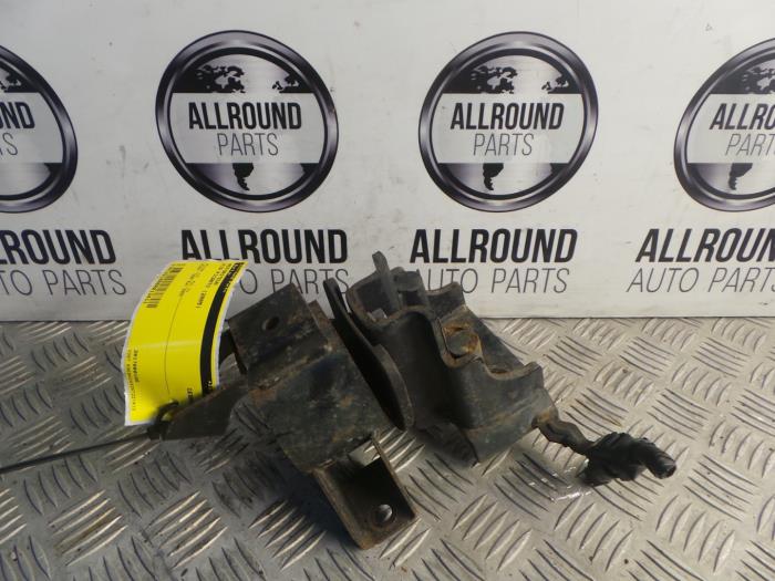 Gebrauchte Motorlager Kia Picanto (BA) 1.1 12V Preis auf Anfrage angeboten von AllroundCarParts