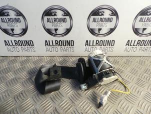 Used Rear seatbelt, left Renault Clio III (BR/CR) Price € 30,00 Margin scheme offered by AllroundCarParts
