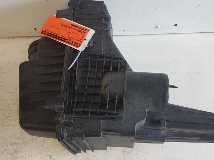 Begagnade Luftfilterhus Peugeot 807 Pris € 30,00 Marginaltabell erbjuds av Autodemontagebedrijf Smit