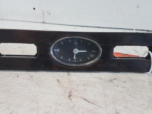 Used Clock Ford Mondeo Price € 25,00 Margin scheme offered by Autodemontagebedrijf Smit