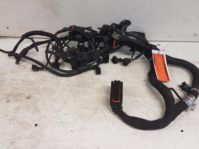 Begagnade Kablage Smart Fortwo Coupé (450.3) 0.7 Pris på förfrågan erbjuds av Autodemontagebedrijf Smit