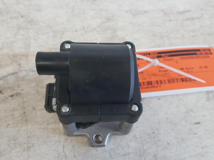 Gebrauchte Zündspule Seat Cordoba (6C2/6K2) 1.6i CLX,GLX,SE,Latino,SX Preis € 15,00 Margenregelung angeboten von Autodemontagebedrijf Smit