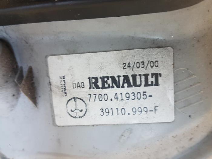Phare gauche d'un Renault Twingo (C06) 1.2 2000