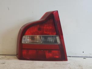 Used Taillight, left Volvo S80 (TR/TS) 2.4 T Turbo 20V Price on request offered by Autodemontagebedrijf Smit