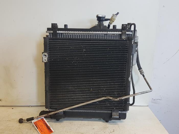 Usagé Radiateur Suzuki Wagon-R+ (SR) 1.2 16V Prix sur demande proposé par Autodemontagebedrijf Smit