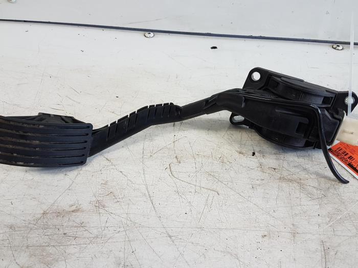 Accelerator pedal from a Peugeot 407 2006