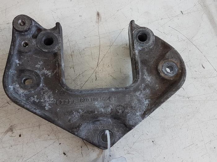 Usagé Support moteur Audi A2 (8Z0) 1.4 TDI Prix € 35,00 Règlement à la marge proposé par Autodemontagebedrijf Smit