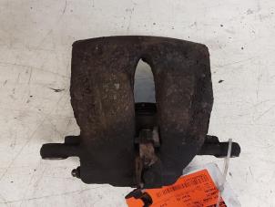 Used Front brake calliper, left Lancia Phedra 2.0 16V Price on request offered by Autodemontagebedrijf Smit