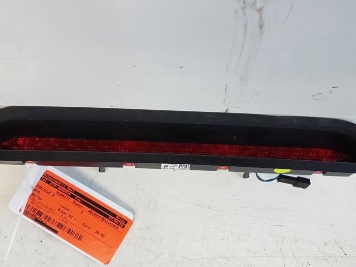Third brake light Opel Vectra C Caravan 2.2 DIG 16V 01314929 GM