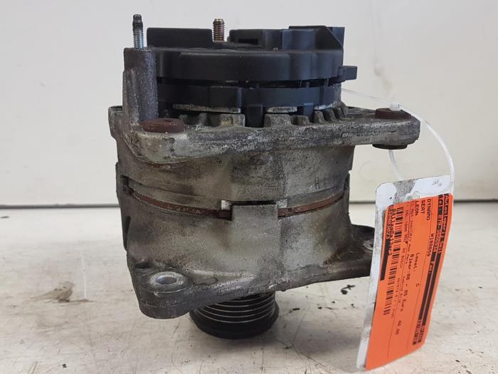 Gebrauchte Dynamo Seat Leon (1M1) 1.9 TDI 90 Preis € 25,00 Margenregelung angeboten von Autodemontagebedrijf Smit