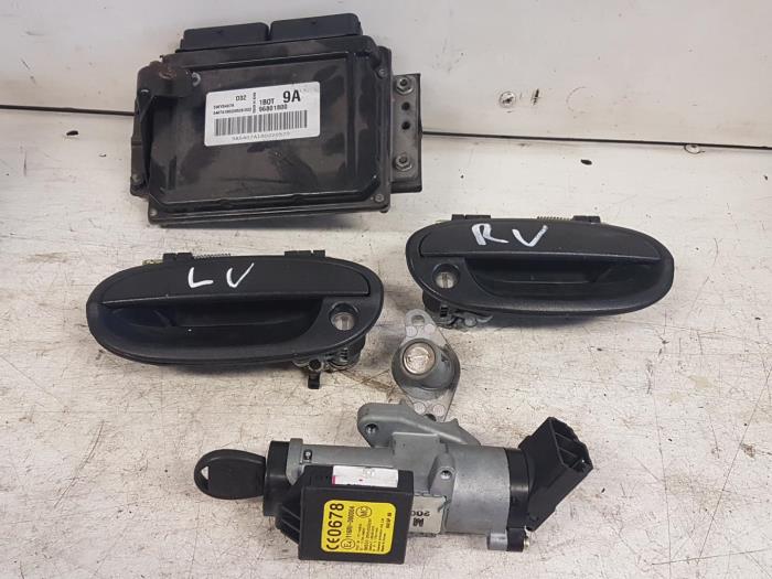 Used Ignition lock + computer Chevrolet Matiz 0.8 S,SE Price € 135,00 Margin scheme offered by Autodemontagebedrijf Smit