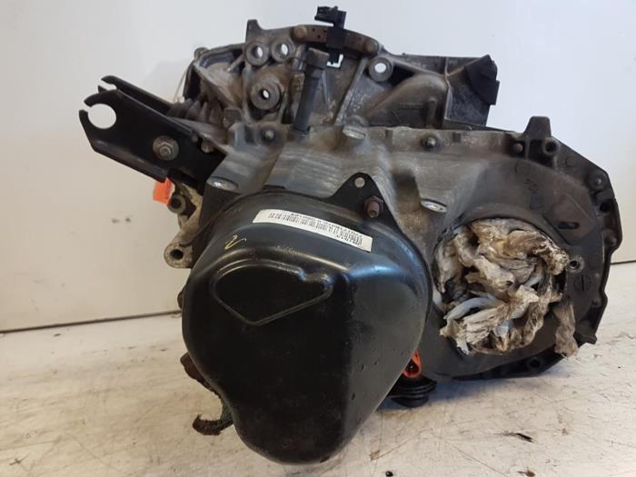 Arbre De Transmission Avant Droit Pour Renault Clio II 2.0 16V Sport - Neuf
