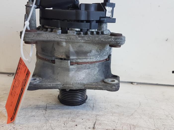 Gebrauchte Dynamo Volkswagen Golf IV (1J1) 1.9 TDI 100 Preis € 25,00 Margenregelung angeboten von Autodemontagebedrijf Smit