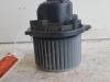 Heating and ventilation fan motor from a Daihatsu YRV (M2), 2000 / 2006 1.3 16V DVVT, Hatchback, Petrol, 1.298cc, 63kW (86pk), FWD, K3VE, 2001-02 / 2006-12, M201 2001