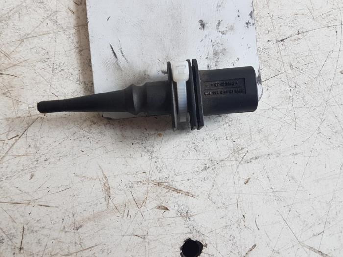 Outside temperature sensor from a BMW 3-Serie 2002