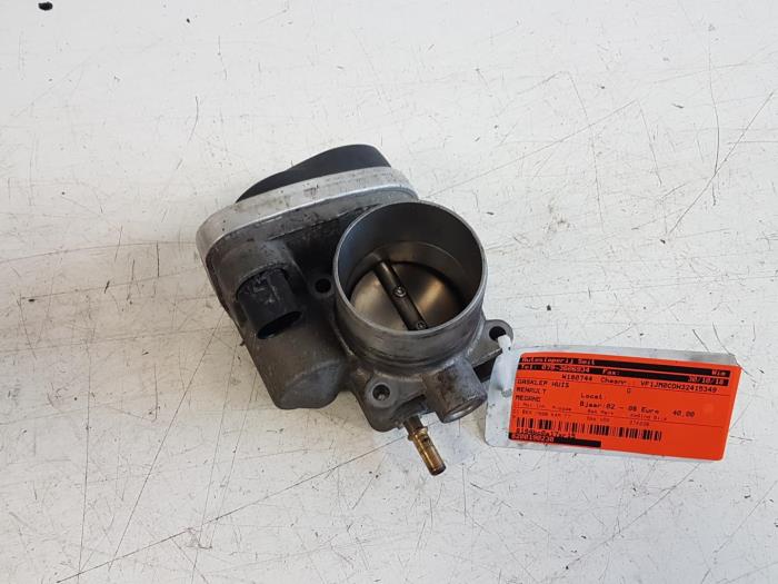 Throttle body from a Renault Megane 2004