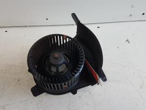Used Heating and ventilation fan motor Renault Megane Price € 40,00 Margin scheme offered by Autodemontagebedrijf Smit
