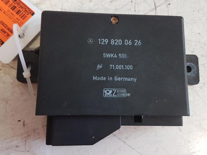 Begagnade Larmmodul Mercedes SL Pris € 55,00 Marginaltabell erbjuds av Autodemontagebedrijf Smit