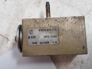 Used AC expansion valve Fiat Doblo Price on request offered by Autodemontagebedrijf Smit