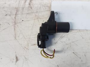 Used Camshaft sensor Mercedes Vito Price on request offered by Autodemontagebedrijf Smit