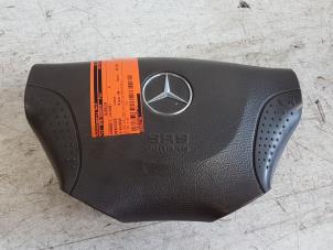 Usagé Airbag gauche (volant) Mercedes V-Klasse Prix € 45,00 Règlement à la marge proposé par Autodemontagebedrijf Smit