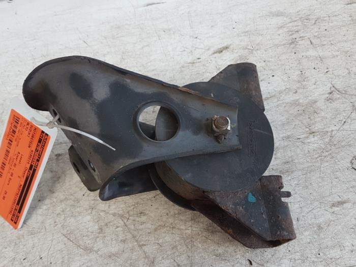 Used Engine mount Suzuki Alto Price € 25,00 Margin scheme offered by Autodemontagebedrijf Smit