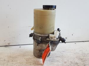 Used Power steering fluid reservoir Toyota Avensis Price on request offered by Autodemontagebedrijf Smit