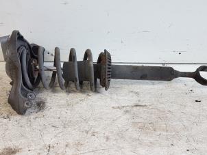 Used Front shock absorber rod, right Audi 90 Price € 30,00 Margin scheme offered by Autodemontagebedrijf Smit