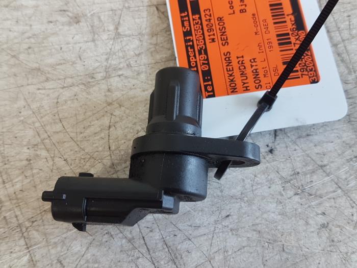 Begagnade Kamaxelsensor Hyundai Sonata Pris € 15,00 Marginaltabell erbjuds av Autodemontagebedrijf Smit