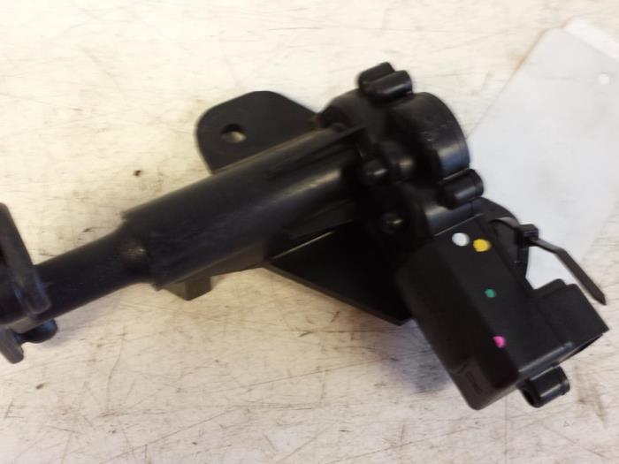 Moteur de vitre de déflecteur