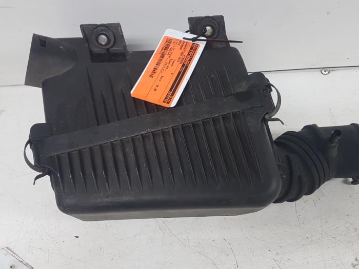 Gebrauchte Luftfiltergehäuse Hyundai Getz 1.1i 12V Preis € 20,00 Margenregelung angeboten von Autodemontagebedrijf Smit