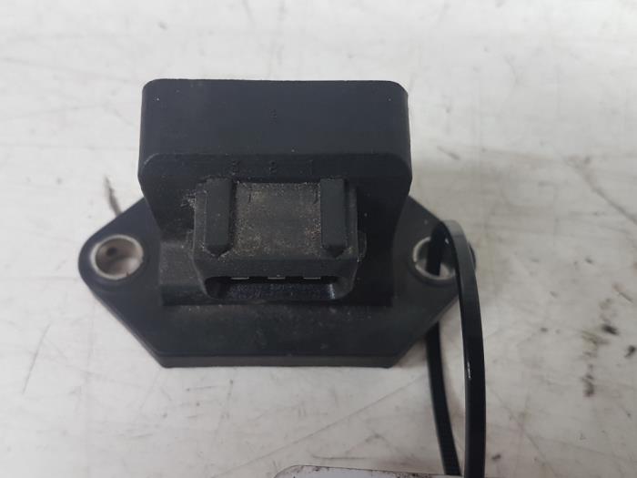 Usagé Module d'allumage Hyundai Getz 1.1i 12V Prix € 10,00 Règlement à la marge proposé par Autodemontagebedrijf Smit