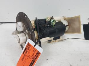 Usados Bomba eléctrica de combustible Hyundai Getz 1.1i 12V Precio € 45,00 Norma de margen ofrecido por Autodemontagebedrijf Smit