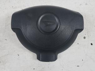 Usados Airbag izquierda (volante) Daihatsu Cuore (L251/271/276) 1.0 12V DVVT Precio € 40,00 Norma de margen ofrecido por Autodemontagebedrijf Smit