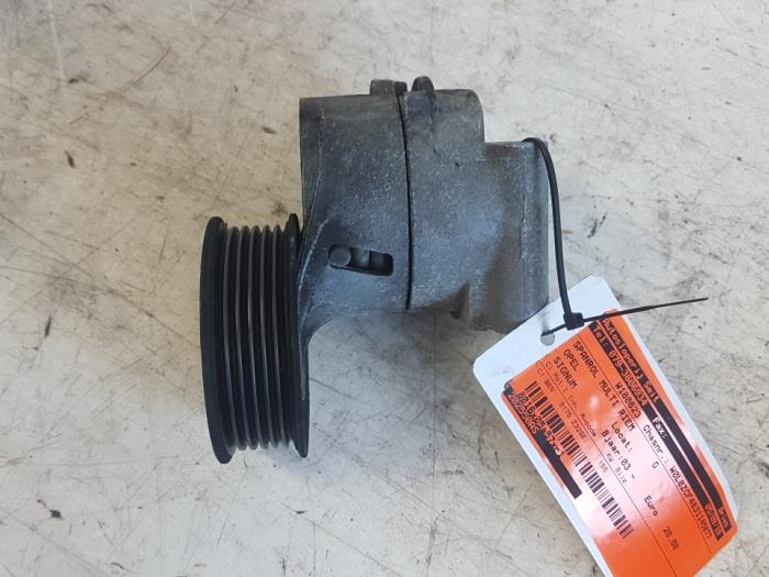 Usados Rodillo tensor correa múltiple Opel Signum (F48) 3.2 V6 24V Precio € 20,00 Norma de margen ofrecido por Autodemontagebedrijf Smit