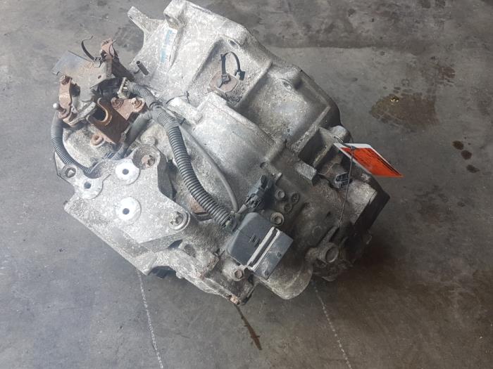 Gebrauchte Getriebe Opel Signum (F48) 3.2 V6 24V Preis auf Anfrage angeboten von Autodemontagebedrijf Smit