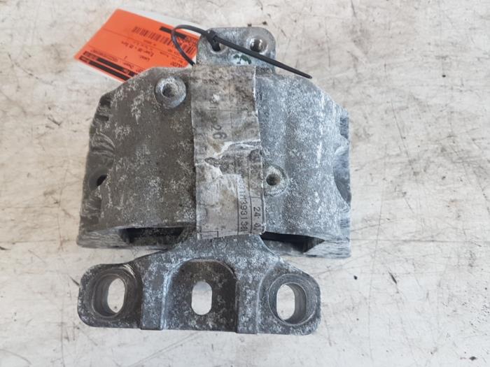 Used Engine mount Seat Toledo (1M2) 2.3 V5 Sport Price on request offered by Autodemontagebedrijf Smit