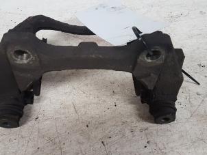 Used Front brake calliperholder, left Fiat Doblo Cargo (223) 1.9 JTD Price € 20,00 Margin scheme offered by Autodemontagebedrijf Smit