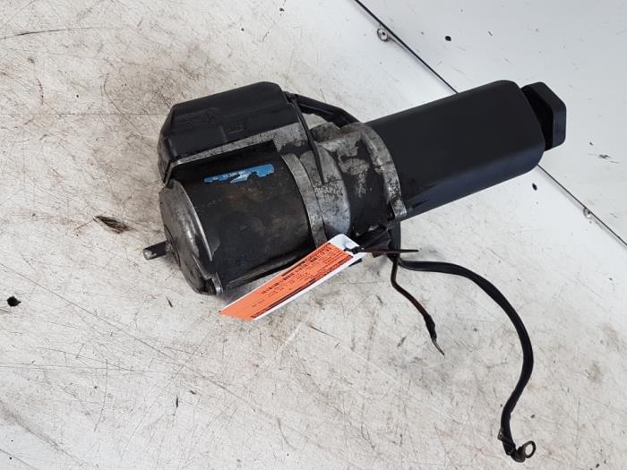 Usagé Pompe de direction Mercedes A (W168) 1.7 A-170 CDI 16V Prix € 50,00 Règlement à la marge proposé par Autodemontagebedrijf Smit